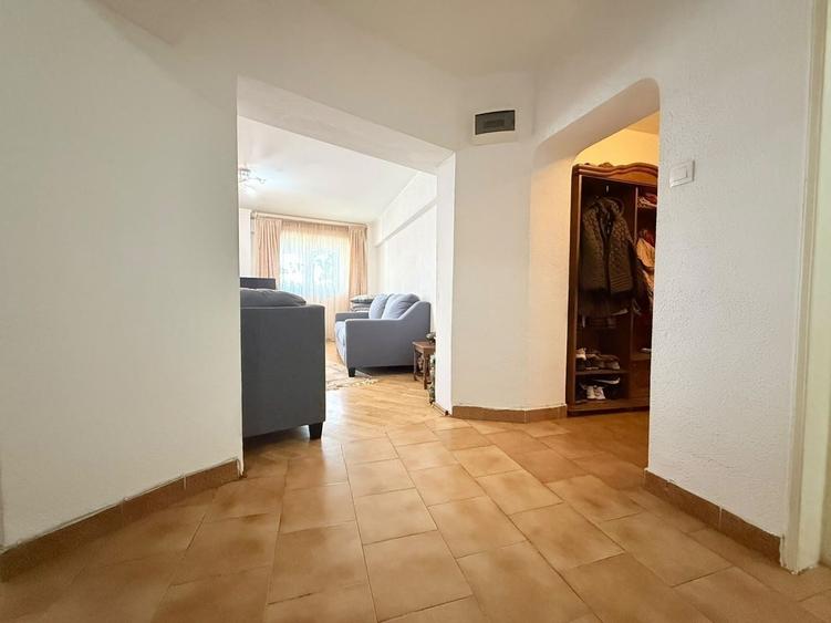 Apartament ultracentral 4 camere - 16