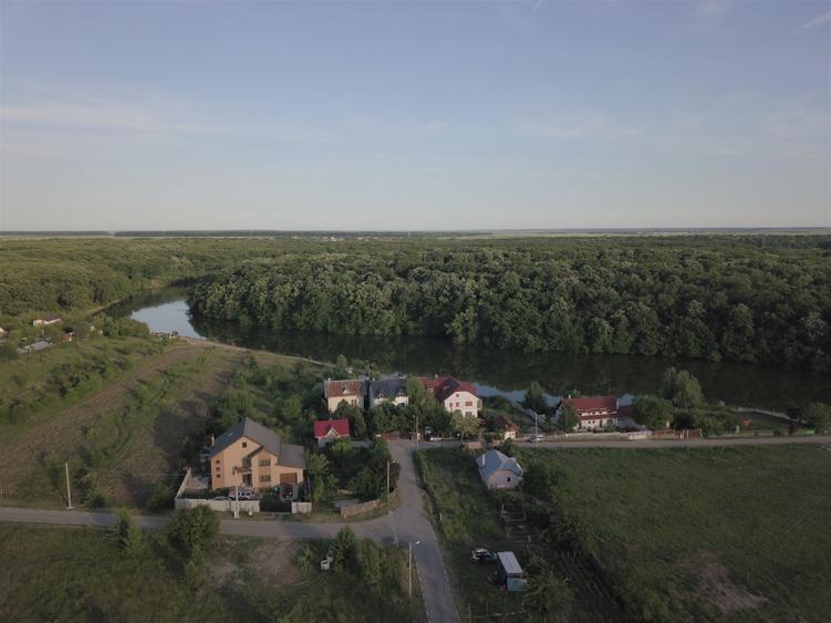 Teren Construcții intravilan de 500 mp, în Brănești