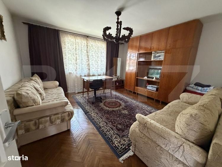 Casă cu 4 camere cu Teren 500 Mp în Central
