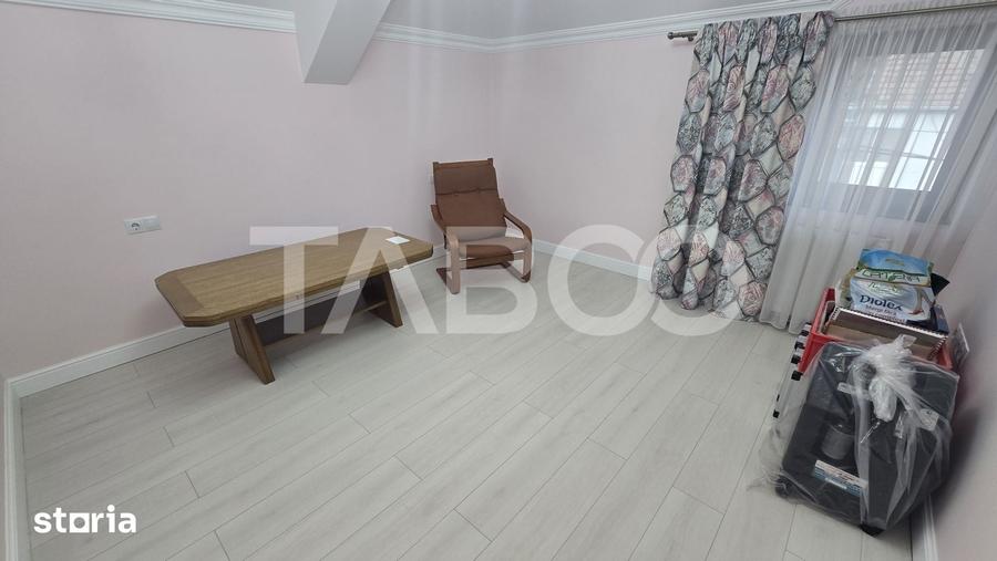 Casa individuala de vanzare 10 camere teren liber 530m zona Lupeni - 6