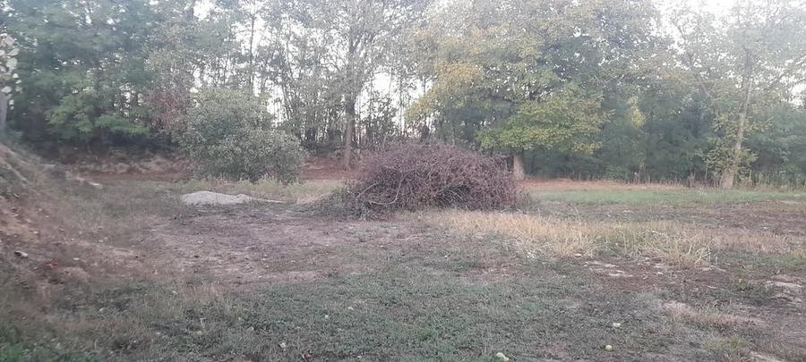 Teren de 945 mp, în Central