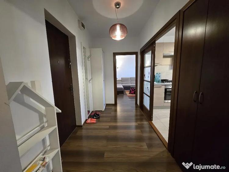 Apartament cu 2 camere decomandat, mobilat în P-ța Muncii