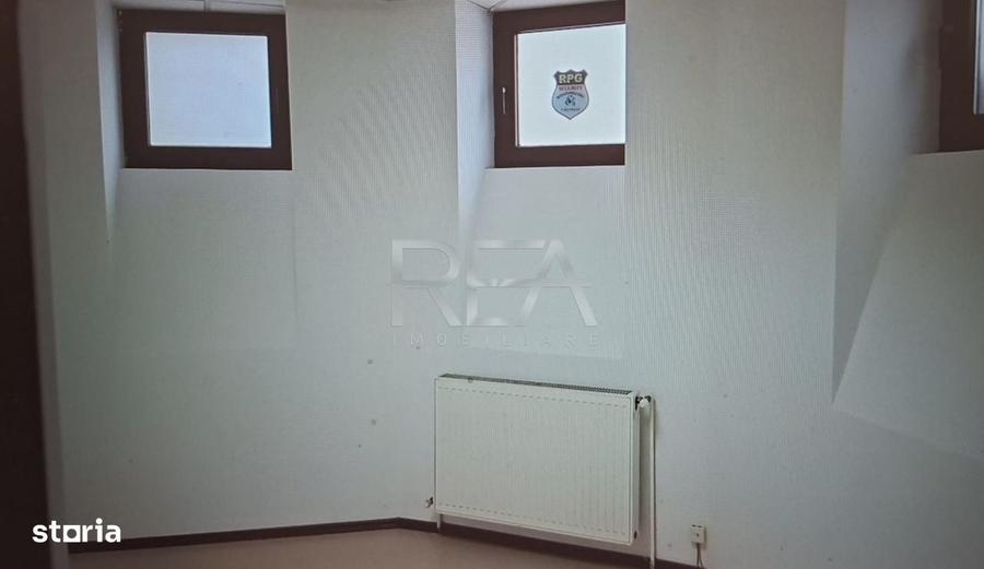 Apartament cu 4 camere decomandat în Cotroceni