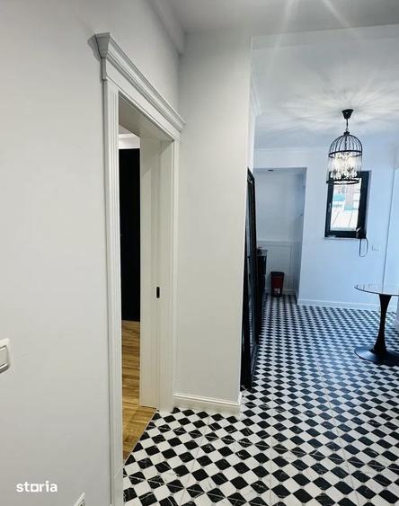Apartament cu 4 camere în Victoriei