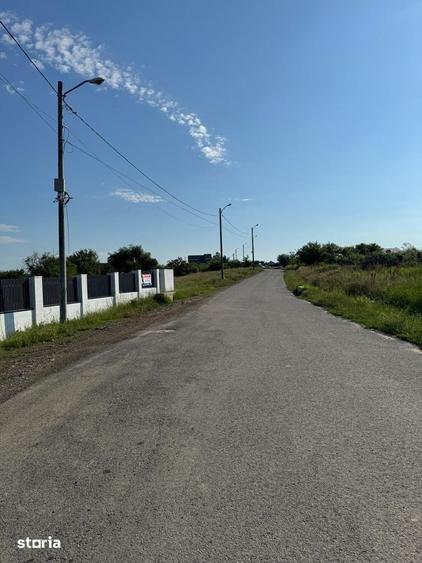 Teren de 1000 mp, în Brănești