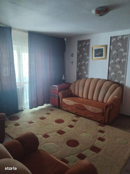 Apartament cu 2 camere în Broșteni