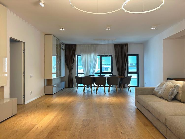 Apartament cu 4 camere semidecomandat, mobilat în Dorobanți