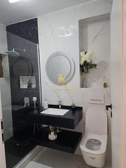 Apartament cu 3 camere decomandat, mobilat în Dacia