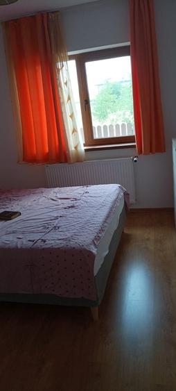 Casă cu 3 camere în Sânpetru