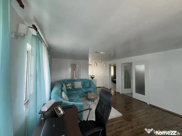 Casă cu 5 camere cu Teren 1128 Mp în Popoveni