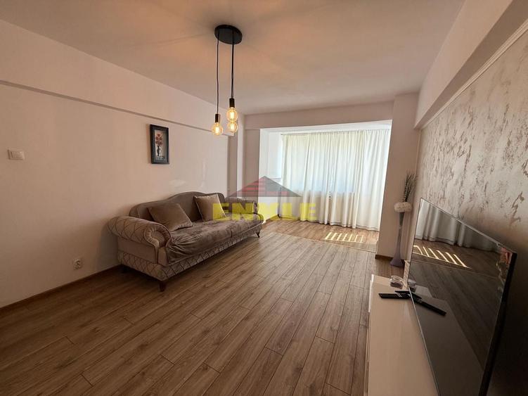 Apartament cu 2 camere decomandat în Ultracentral