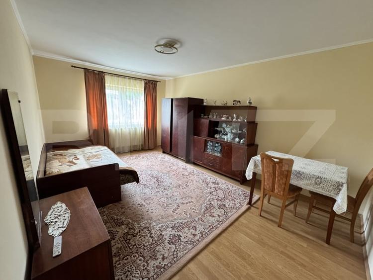 Apartament cu 3 camere decomandat, mobilat în Porolissum