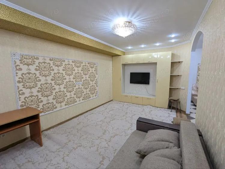 Apartament cu 2 camere decomandat în Basarabia