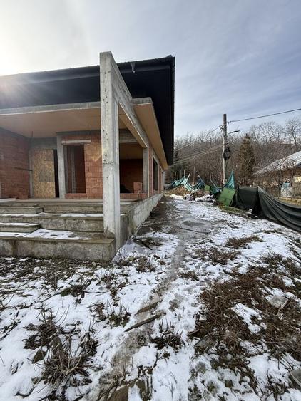 Casă cu 3 camere în Exterior Vest