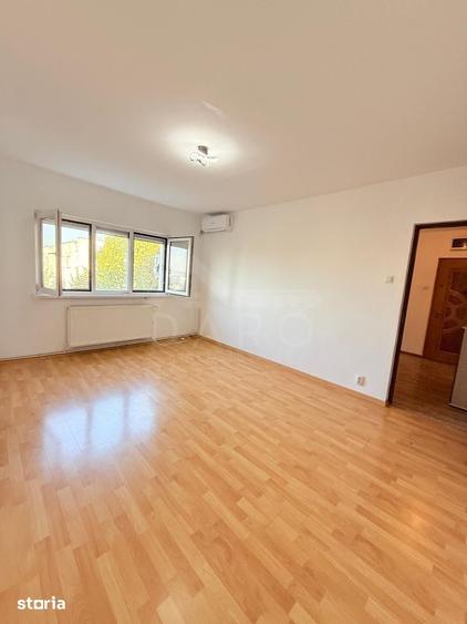 Apartament doua camere de vanzare Dambu renovat - 8