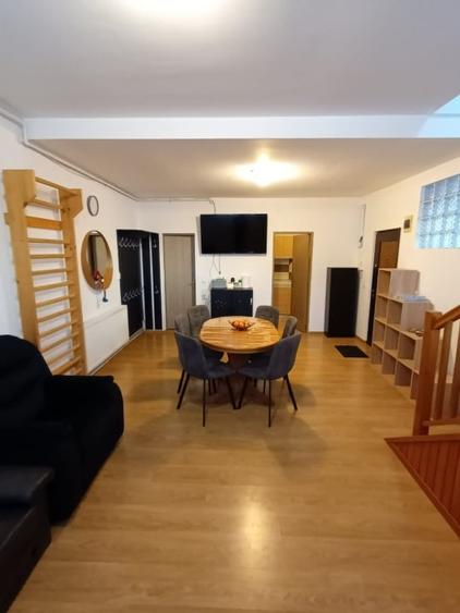 Apartament cu 3 camere în Semicentral
