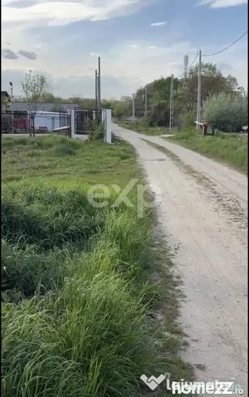 Teren de 2109 mp, în Budeasa