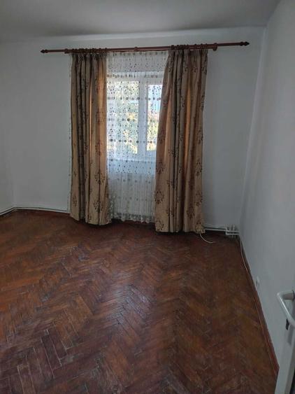 Apartament cu 2 camere semidecomandat în Exterior Vest