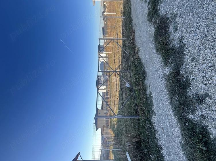 Teren cu proiect autorizat