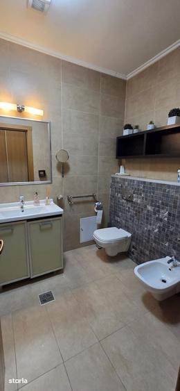 Apartament cu 2 camere decomandat în Badea Cârțan