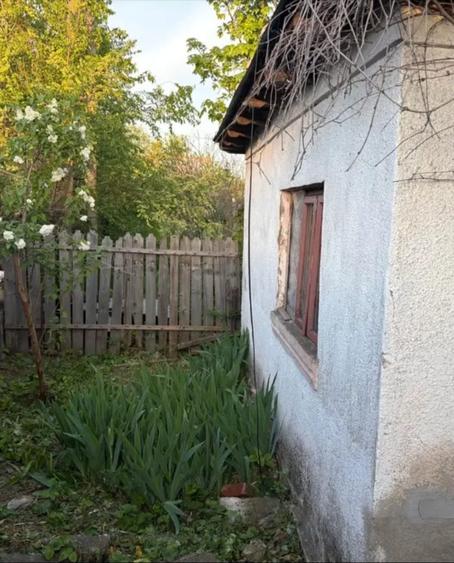 Casă cu 4 camere în Valea Călugărească