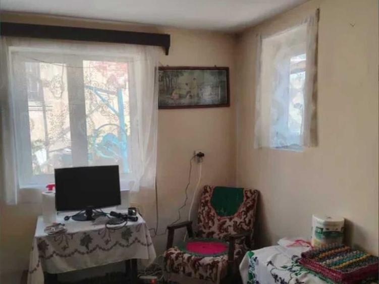 Casă individuală cu 4 camere cu Teren 1400 Mp în Tencănău