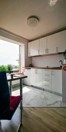 Garsonieră decomandată în Complex Studențesc