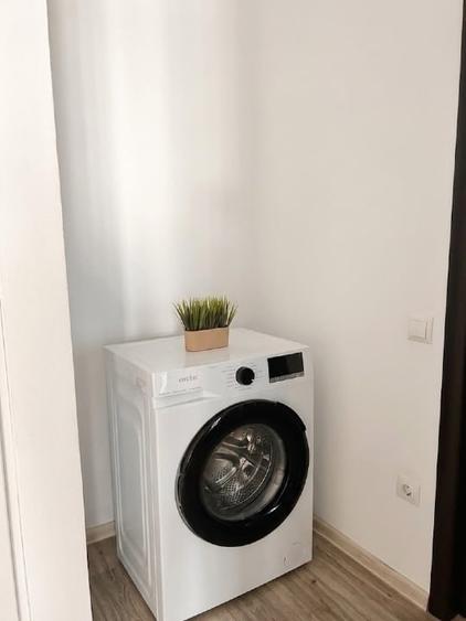 Apartament cu 3 camere semidecomandat în Șelimbăr