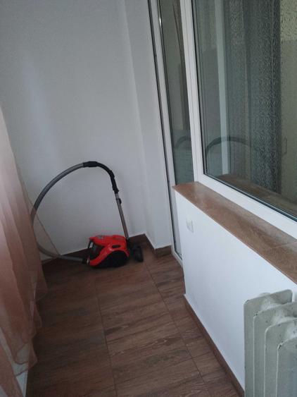 Apartament cu 2 camere semidecomandat în 9 Mai