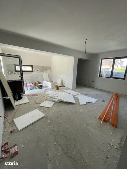 Casă cu 4 camere cu Teren 370 Mp în Central
