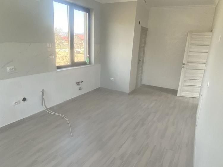 Casă cu 2 camere în Unirea