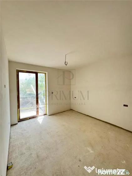 Apartament cu 2 camere semidecomandat în Fratelia