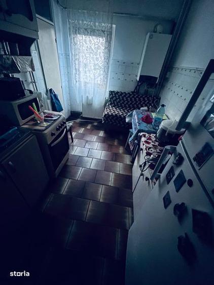 Apartament cu 3 camere în Aurel Vlaicu