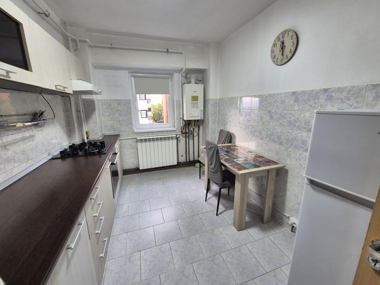 Apartament cu 2 camere decomandat în Popoveni