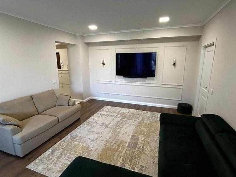 Apartament cu 3 camere decomandat în Nord