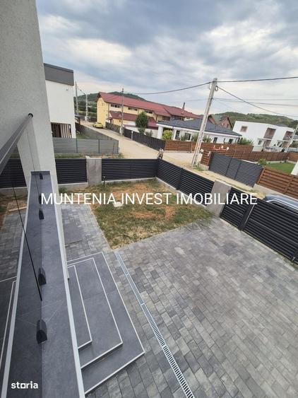 Casă cu 3 camere cu Teren 466 Mp în Ștefănești