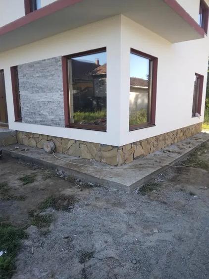 Casă individuală cu 4 camere cu Canalizare în Gilău