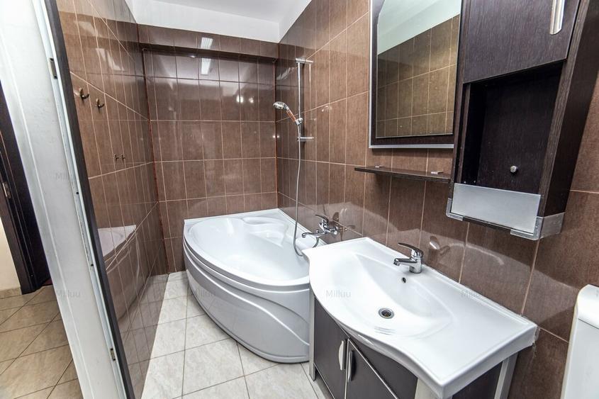 Apartament cu 3 camere semidecomandat, mobilat în Crângași