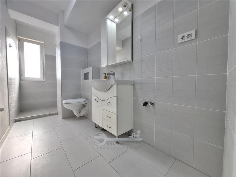 Apartament cu 2 camere semidecomandat, mobilat în Cug