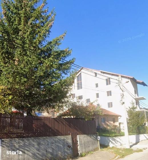 Casă cu Teren 415 Mp în Central