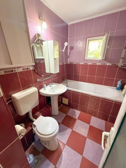 3 camere de vanzare | Rahova | 3/4 | Bloc anvelopat | Zona linistita Comision 0% - 10