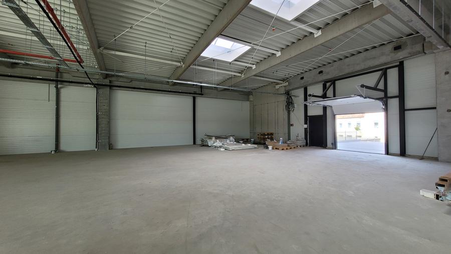 Spațiu comercial, de 1,200 mp, în Central