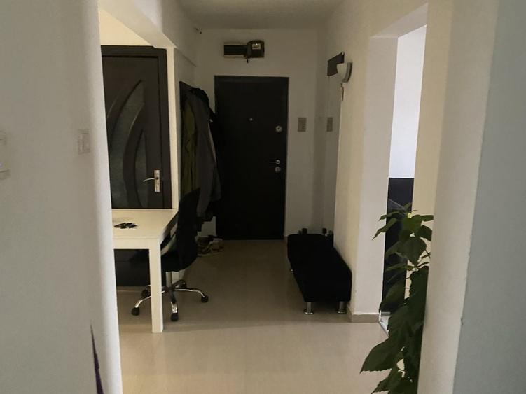 Vand apartament 4 camere - 1