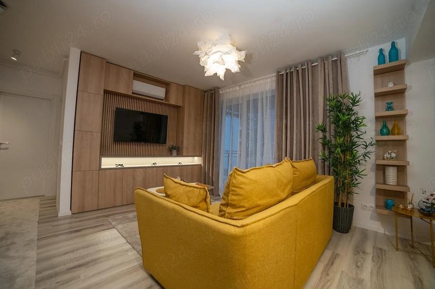 Apartament cu 3 camere decomandat în Lipovei