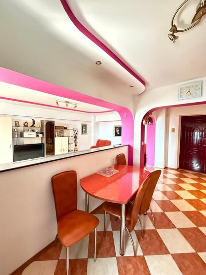 Apartament cu 2 camere decomandat în Ultracentral
