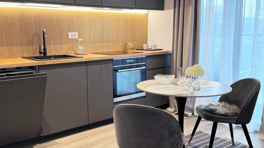 Apartament cu 2 camere decomandat, mobilat în Dămăroaia