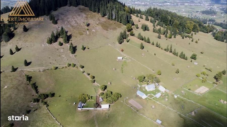 Casă cu 4 camere cu Teren 29000 Mp în Central