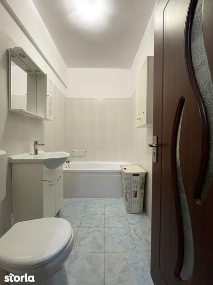 Brancoveanu - Uioara - 2 Camere Decomandat - Parcare Inclusa - 420 EUR - 3