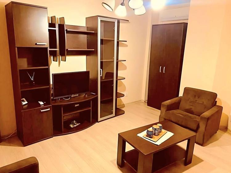 Zona Capitol-Apartament de închiriat cu 2 camere decomandat - 3