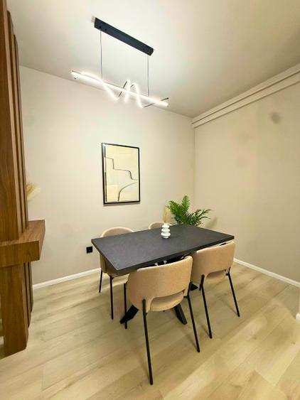 Apartament cu 2 camere semidecomandat în Florești